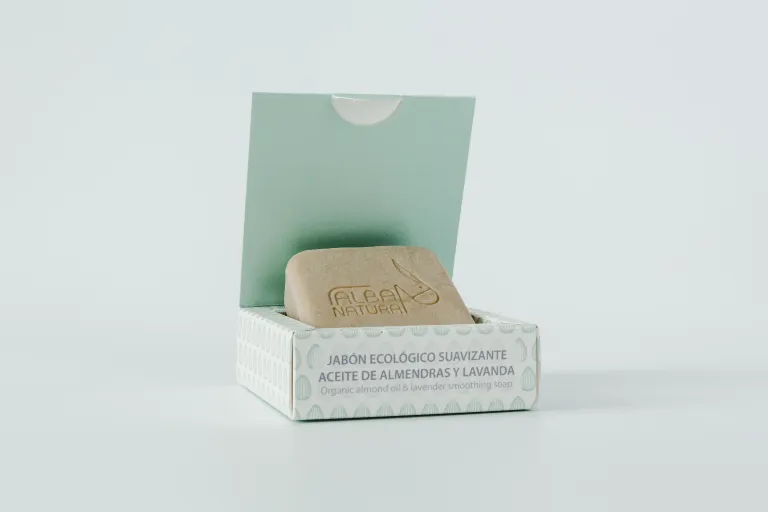 Jabón Facial con Almendra y Lavanda Alba Natura - Imagen 2